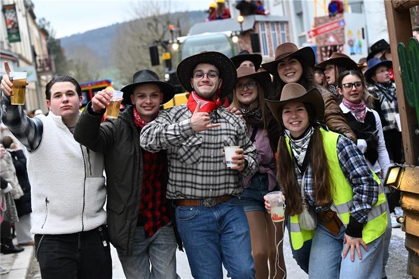 20260215 Diekirch , cavalcade , Fuesend