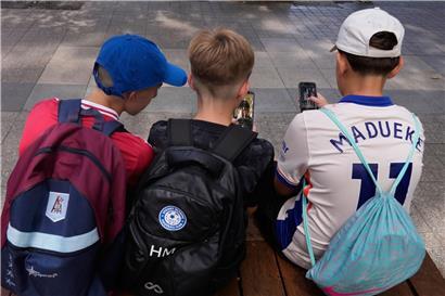 Jugendliche unter 15 Jahren in Griechenland ab 2027 vom Social-Media-Nutzen ausgeschlossen