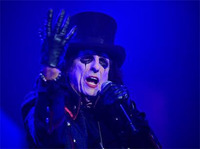 Alice Cooper live auf der Bühne begeistert das Luxemburger Publikum am Mittwochabend
