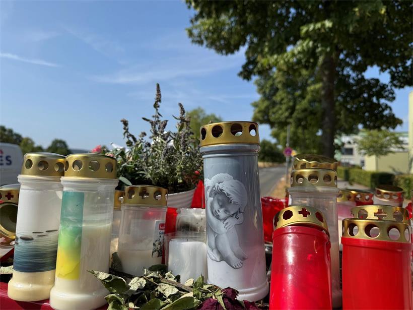 „Warum, wieso, wozu?“ – Tod zweier Studenten wühlt Trierer Uni auf