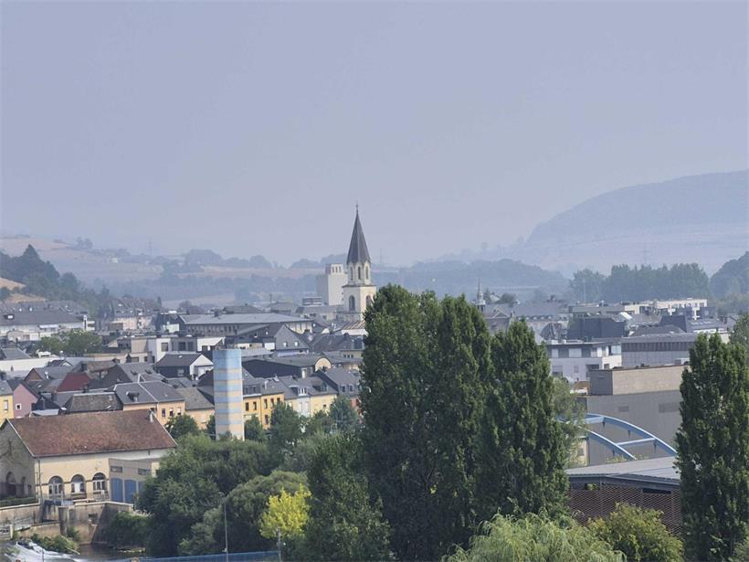 Am Sonntag gegen 12 Uhr zog die Rauchwolke über Ettelbrück Richtung Zentrum des Landes