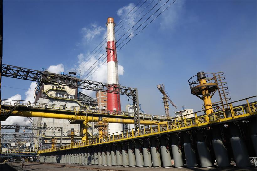 Russische Angriffe zwingen ArcelorMittal zur Stilllegung von Stahlwerk – Tote und Verletzte unter den Mitarbeitern ArcelorMittal Krywyj Rih war das größte Stahlwerk des Landes, und die Stahlindustrie ein wichtiger ukrainischer Wirtschaftssektor
