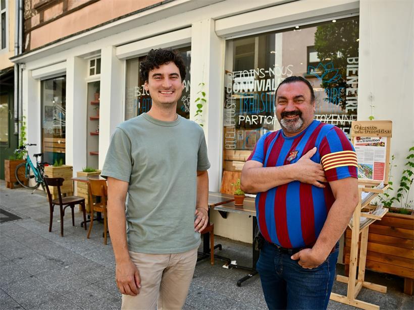 Artémis Gkotzaridis (l.) und Eric Lavillunière (r.) setzen bei „Mesa“ weiterhin auf nachhaltige Ernährung und Bürgerbeteiligung