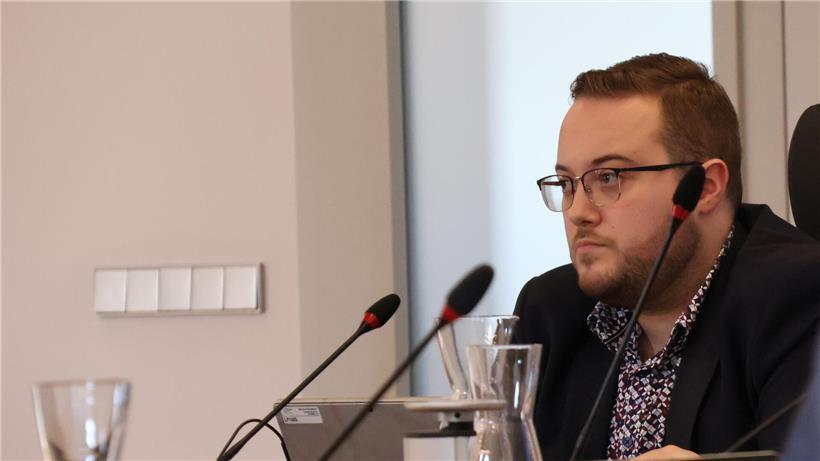 Oppositionsrat Mathis Godefroid (LSAP) bei Personalaffäre Anzeige, politische Debatte und Kontroverse in Luxemburg