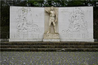 Denkmal für Gefallene von Rümelingen 1951, Teil des historischen "Resistenz-Wee" in der Schweiz