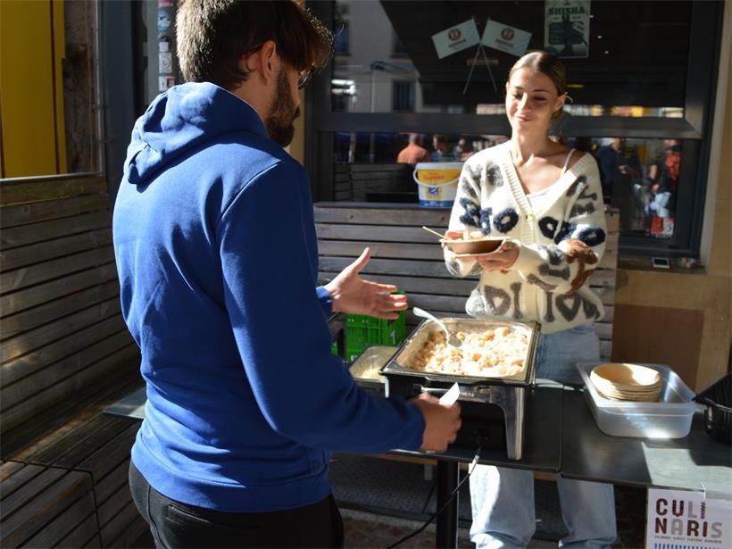 „Culinaris“: Vom iberischen Schwein bis zum ungarischen Gulasch Auf dem „Schmaach-Parcours“ durchs Stadtzentrum