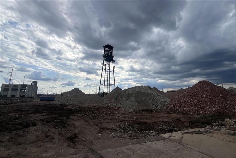 Baustelle für geplantes Rechenzentrum von Amzak Capital Management auf Grundstück in New Brunswick
