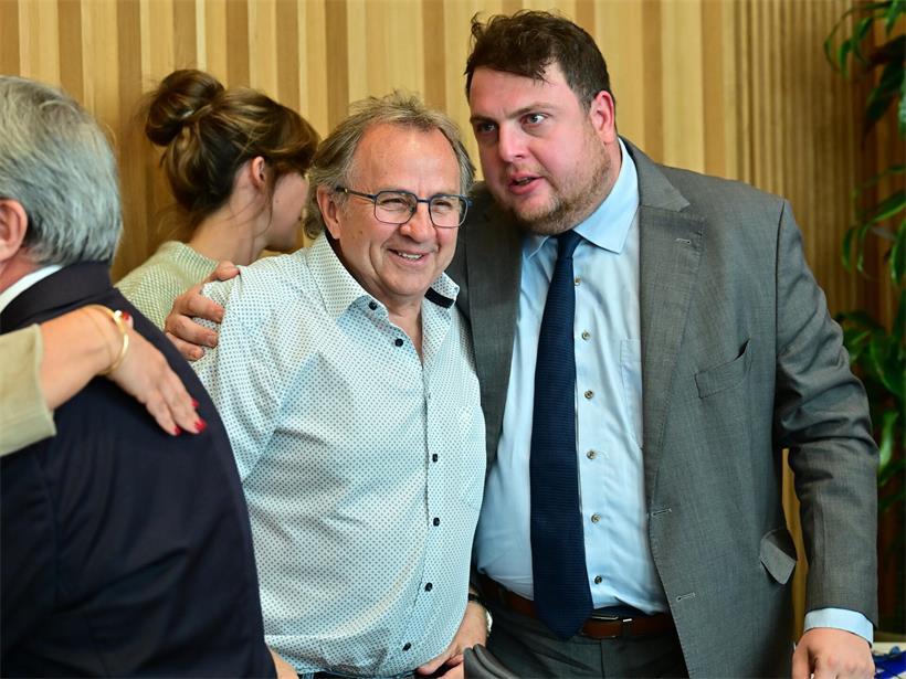 Escher Gemeinderäte nominieren neue Schöffen