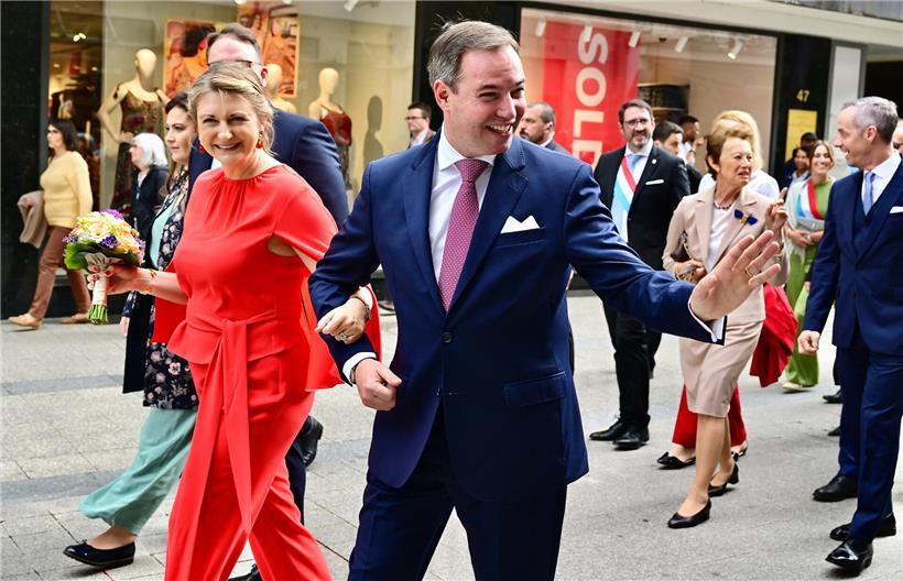 Erbgroßherzog Guillaume und Stéphanie beim Nationalfeiertag in Esch