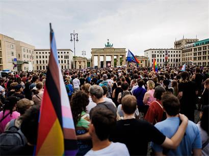 Zum Anschlag am Berliner CSD: Pauschalisierungen sind fehl am Platz
