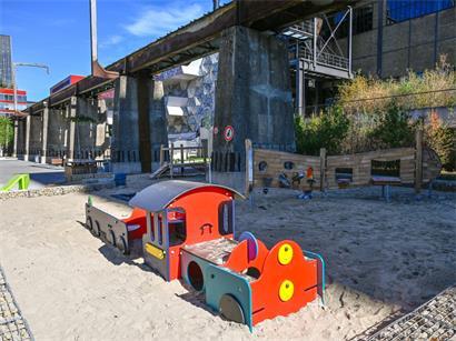 Neuer Spielplatz im Schatten der Industriekultur