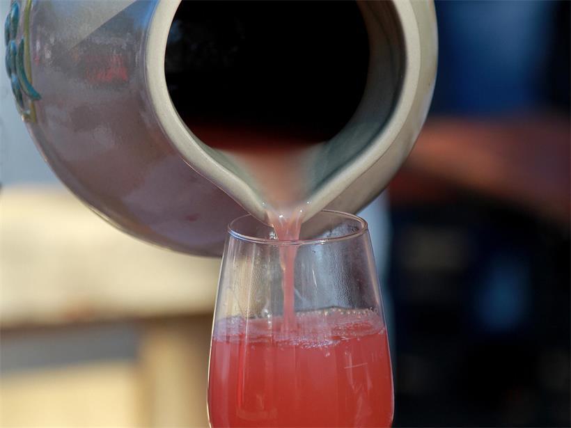 Hunnefeier: Fiederwäissen, -rouden a -rosé 