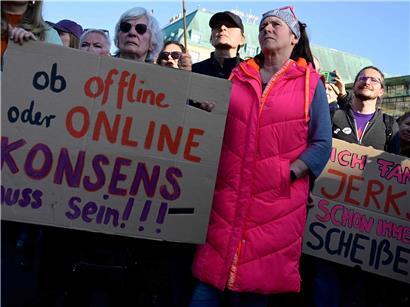 Digitale Sexualisierung der Frau: Wenn neue Technologien alte Probleme reproduzieren