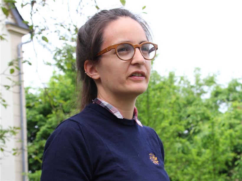 Porträt von Corinne Kox, professionelle Speakerin und Expertin für Kommunikation und Leadership