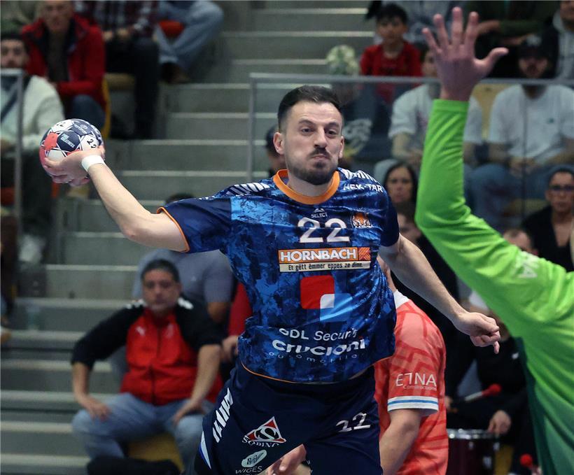 Fußballspiel mit aberkanntem Siegtor von Aldin Zekan, dramatischer Moment auf dem Spielfeld