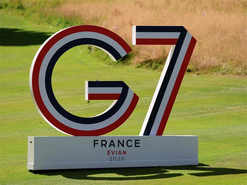 G7-Gipfel 2024 in Evian-les-Bains, Frankreich, mit Alpenpanorama nahe der Schweizer Grenze