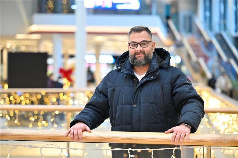 Steve Seyler, 37, im Finale der Quizshow „Yes or No Games“ auf Prime Video, spannende Wissensshow ab Freitag