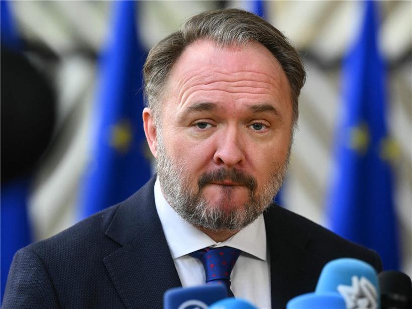 EU-Energiekommissar Dan Jørgensen empfiehlt Verzicht auf Auto- und Flugreisen wegen steigender Energiepreise