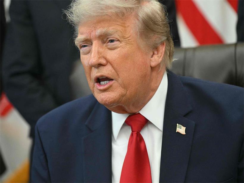 Der Präsident der Vereinigten Staaten hat dem Iran mit dem Angriff von Kraftwerken gedroht
