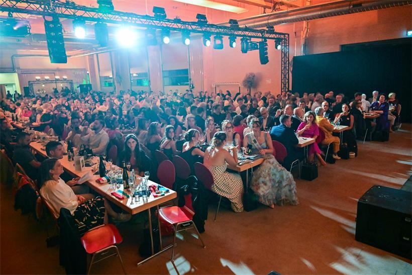 Der Saal war gut gefüllt