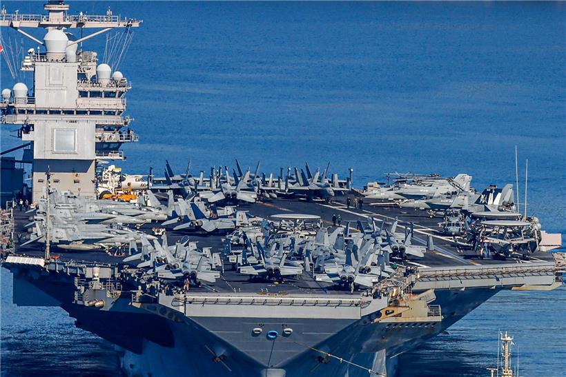 USS Gerald R. Ford Flugzeugträger der US Navy symbolisiert US-Vormachtstellung im internationalen Waffenhandel