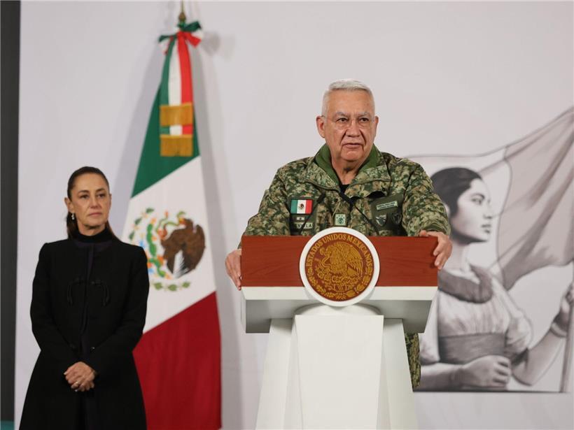Mexikanischer Verteidigungsminister General Ricardo Trevilla Trejo spricht im Nationalpalast nach Tötung von El Mencho