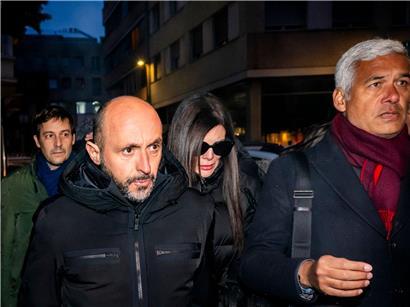 Jacques und Jessica Moretti von Bar Le Constellation in Crans-Montana bei Anhörung mit Anwälten vor Walliser Staatsanwaltschaft