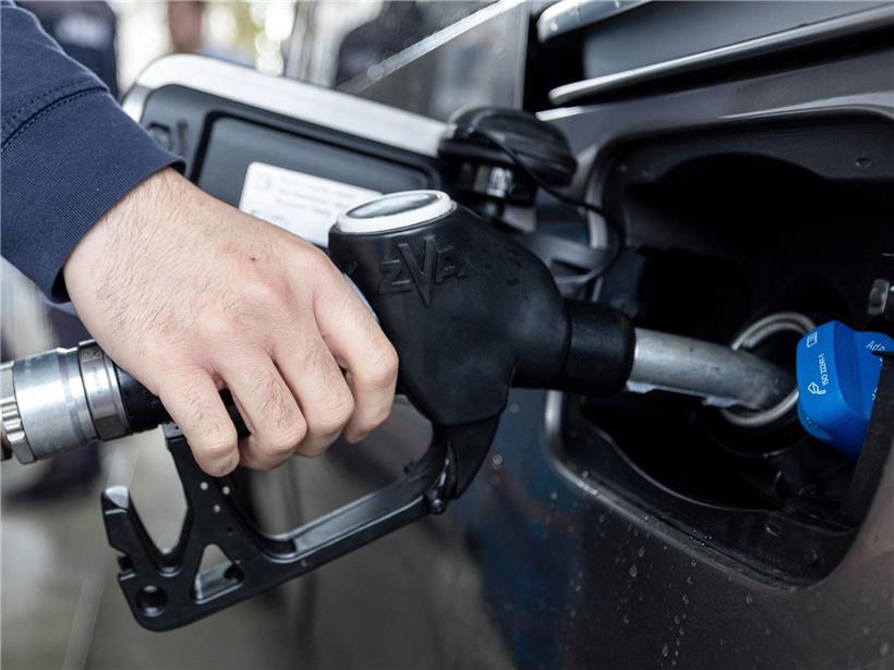 Dieselpreisentwicklung mit starken Schwankungen auf dem Kraftstoffmarkt, aktuelle Dieselpreise und Trends sichtbar