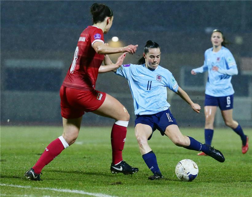 FLF-Damenfußballteam mit Charlotte Schmit in WM-Quali gegen Schottland, Israel und Belgien auf dem Spielfeld