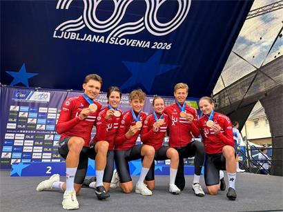 Die FSCL-Auswahl freute sich am Dienstag über die Bronzemedaille in der Mixed-Staffel