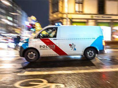 Die Polizei hat in Luxemburg zwei Verdächtige festgenommen. Sie sollen im Zusammenhang mit drei Morden in Südafrika stehen.