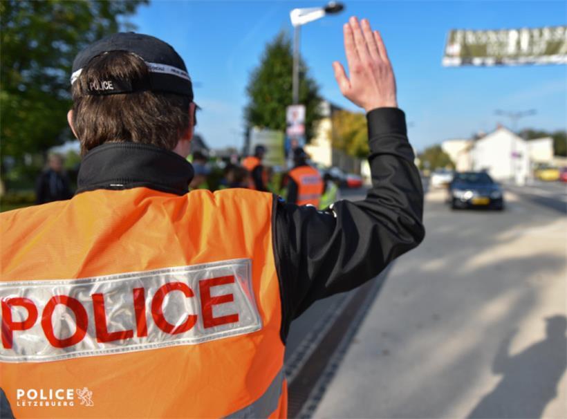 Die Polizei ruft Verkehrsteilnehmer zu erhöhter Wachsamkeit im Schulumfeld auf