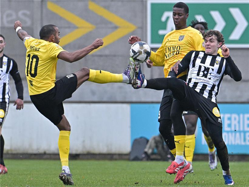 Intensive Handball-Duelle zwischen Jeunesse und Bissen vor begeisterten Zuschauern im spannenden Spiel