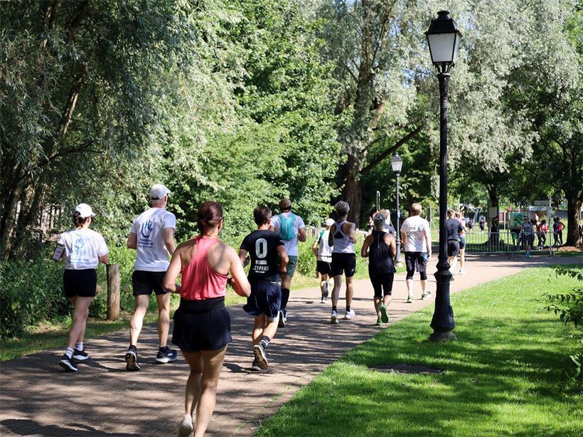Logo und Banner der 17. Auflage der 1000 km Hesper Veranstaltung in Kooperation mit Handicap International