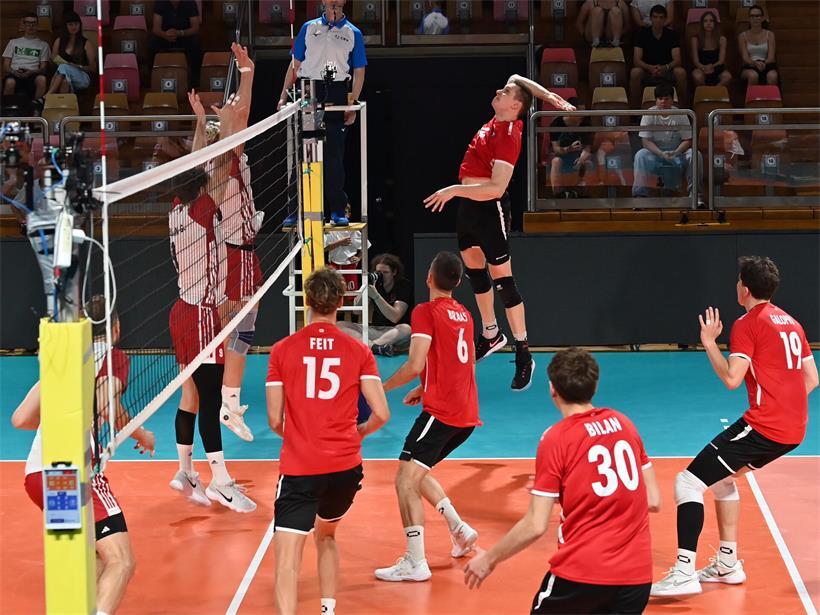 Luxemburgische Volleyball-Nationalmannschaft verliert 0:3 gegen starke österreichische Mannschaft im internationalen Spiel