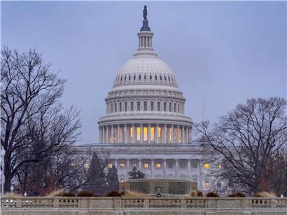 Donald Trump kündigt 15 Prozent Zoll auf US-Importe an, ersetzt geplante 10 Prozent Abgabe weltweit