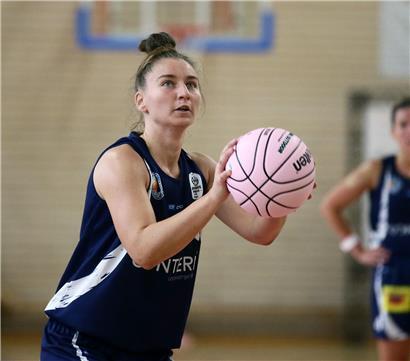 Esmeralda Skrijelj jubelt am Samstag über ihr spezielles Double-double im Basketballspiel