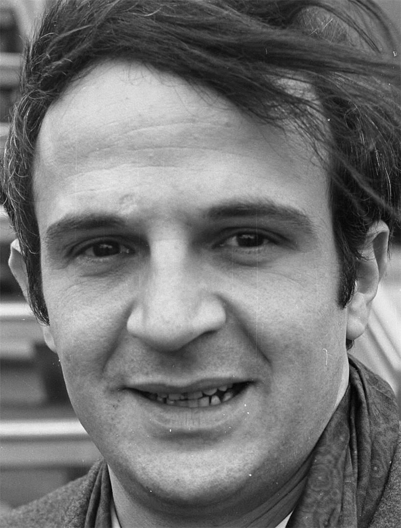 Im Land der verbotenen Bücher: François Truffauts Verfilmung von „Fahrenheit 451“ om Fokus François Truffaut Porträt 1967, französischer Filmregisseur und Wegbereiter der Nouvelle Vague, schwarz-weiß Aufnahme