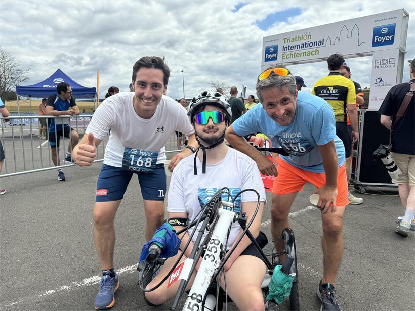 Die jungen Talente überzeugen: Souveräne Siege von Krombach und Ziekman im Sprint Anderson Pinheiro beim siebten Triathlon, begleitet von Anfängern beim ersten Wettkampf im Triathlonsport