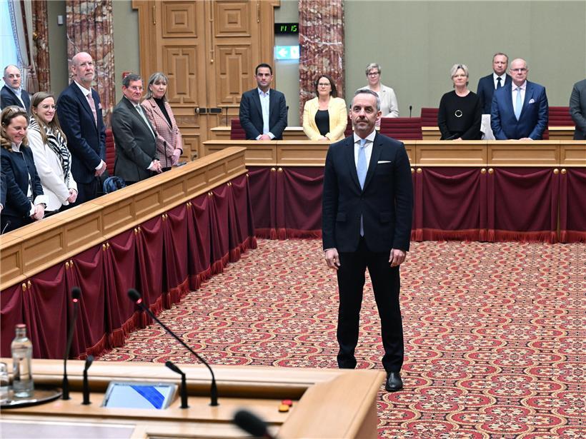Georges Mischo bei der Vereidigung im Parlament am 20. Januar, politische Amtseinführung, offizielles Ereignis