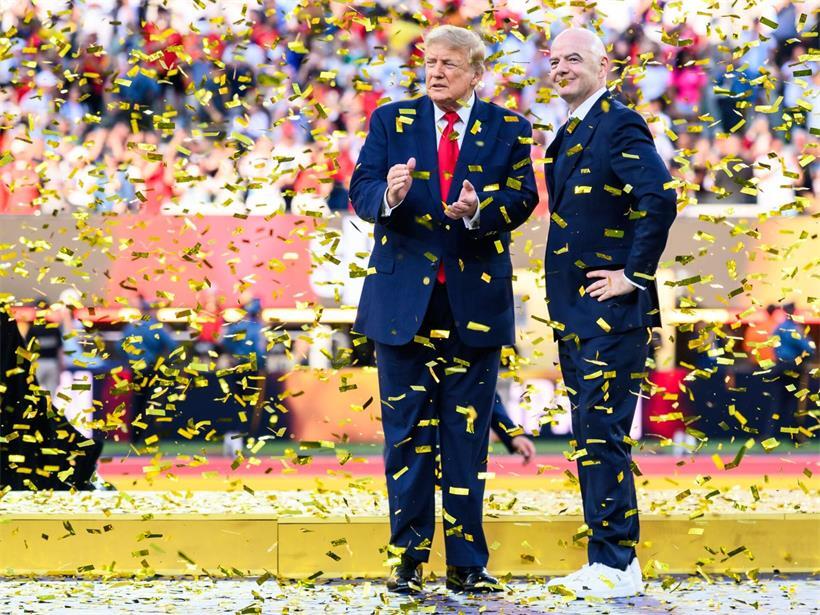 Gianni Infantino will weiterhin im Goldregen stehen