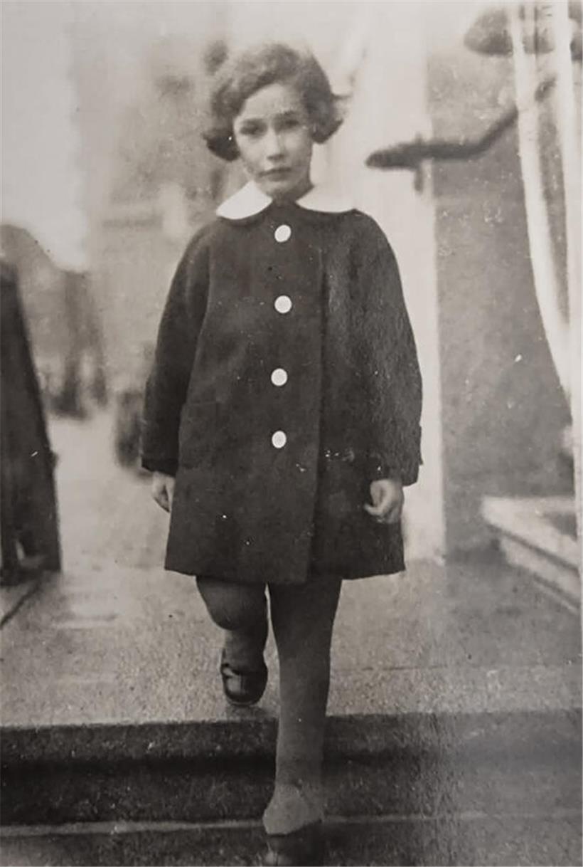 Porträt von Hannah Pick-Goslar um 1933, jüdisches Mädchen vor dem Zweiten Weltkrieg, historische Fotografie