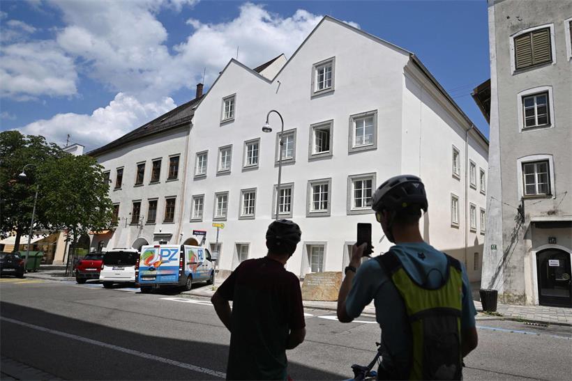 Hitlers Geburtshaus in Braunau am Inn wurde umgebaut und dient nun als Polizeistation