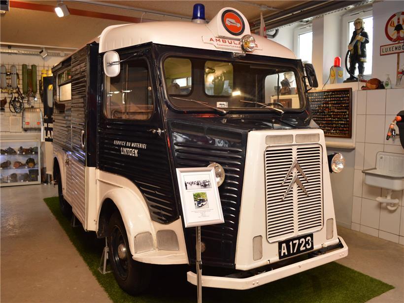 Geschichte und Geschichten: So funktionierte das Rettungswesen früher Restaurierte 1967 Ambulanz nach 180 Arbeitsstunden, halbwegs instandgesetzt für medizinische Notfälle