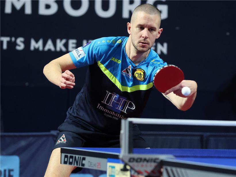 Jan Zibrat in Topform beim Sport, dynamisch und fokussiert, zeigt maximale Leistung und Fitness