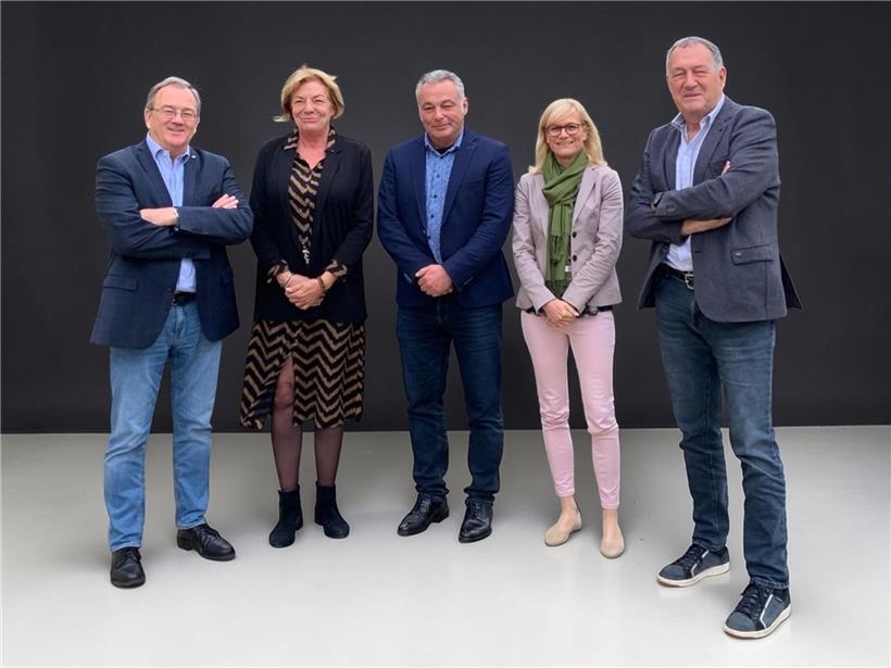 LSAP-Fraktion Bettemburg mit Roby Biwer, Sylvie Jansa, Patrick Hutmacher, Linda Künsch und Guy Frantzen, ohne Marco Estanqueiro