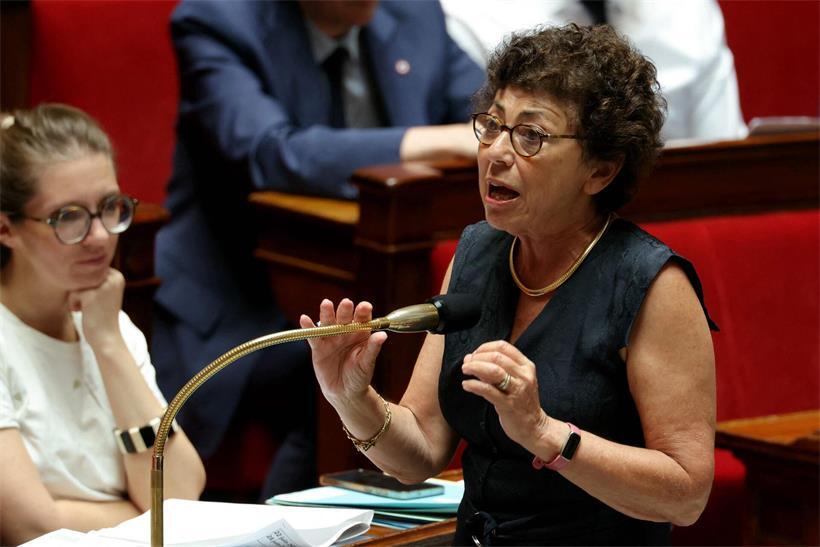 La ministre de la Transition écologique, Monique Barbut, s’est adressée vendredi aux députés dans l’Assemblée nationale