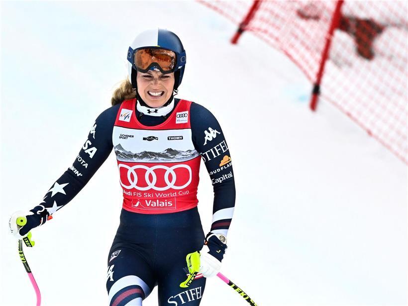 Lindsey Vonn beim Skifahren trotz Kreuzbandriss, kämpft am Samstag bei der Abfahrt mit Verletzung