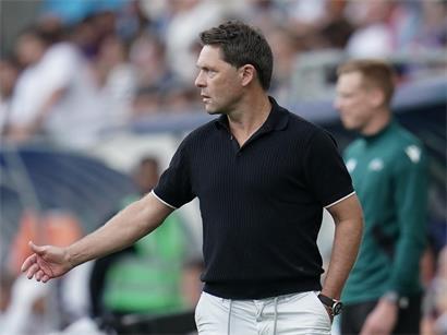 Luc Holtz im Trikot von FC Metz nach Wechsel von Mannheim, Fußballspieler beim Saisonwechsel 2024