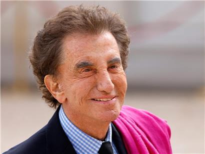 M. Lang übergibt Rücktrittsschreiben am Vortag seiner Einberufung im Außenministerium, schnelle Akzeptanz des Rücktritts